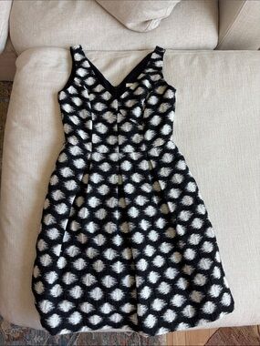 Shoshanna Black and White Patterned Sleeveless Mini Dress